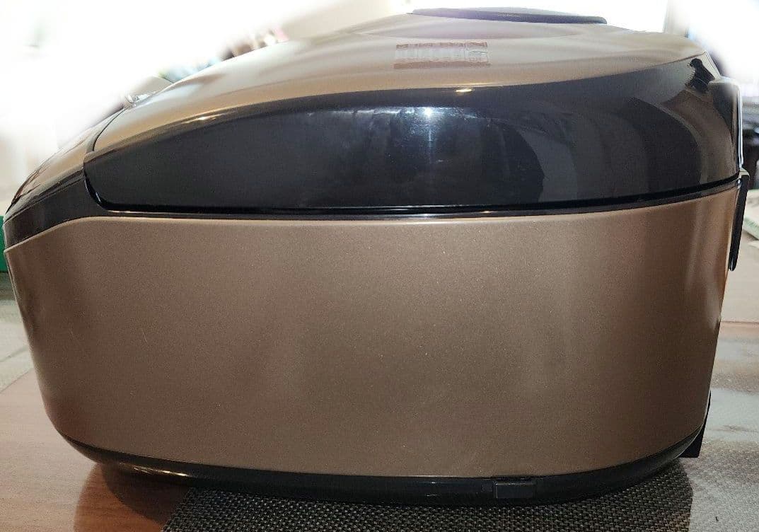 日立IHジャー炊飯器　5.5合炊き　RZ-EF10E9M　2022年製