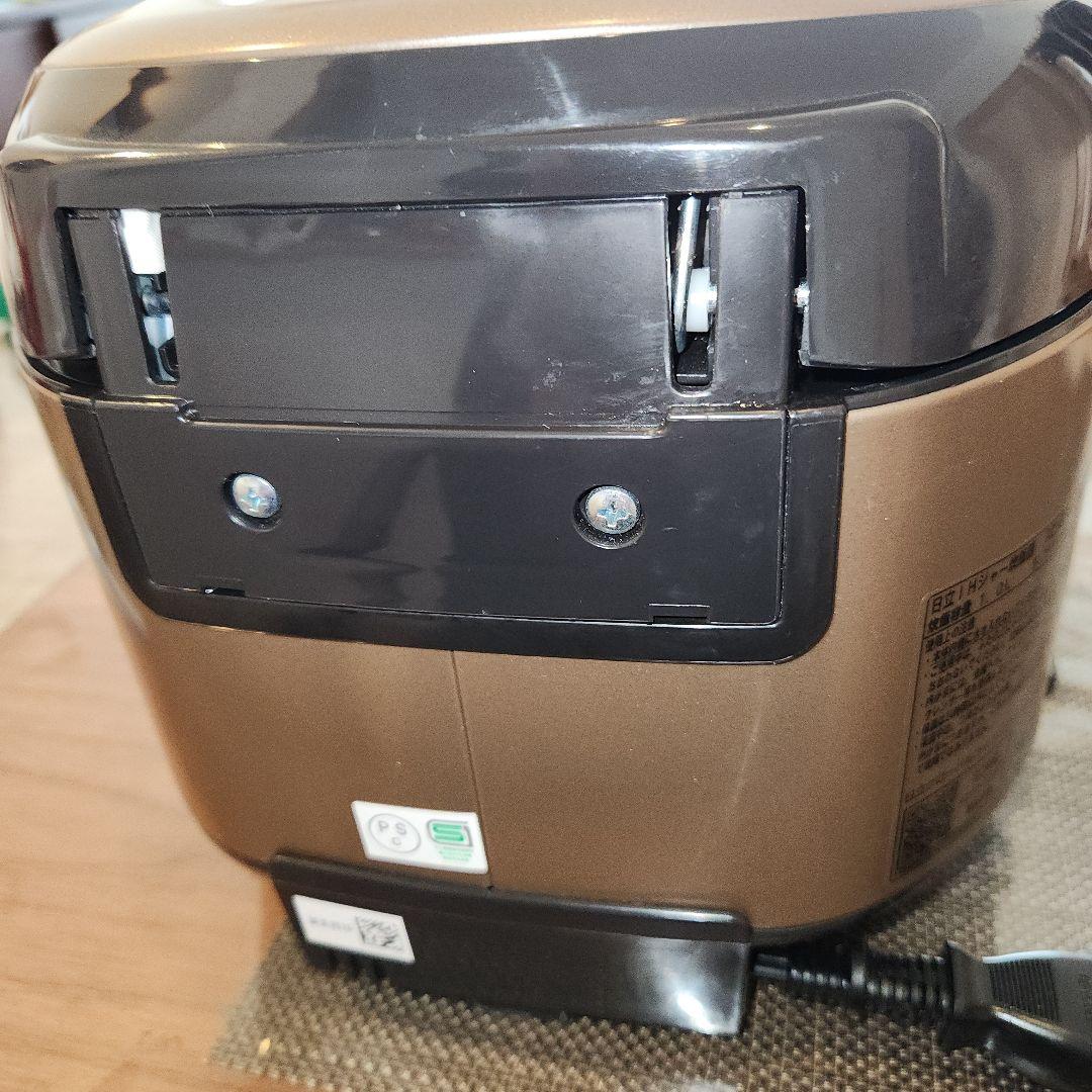 日立IHジャー炊飯器　5.5合炊き　RZ-EF10E9M　2022年製