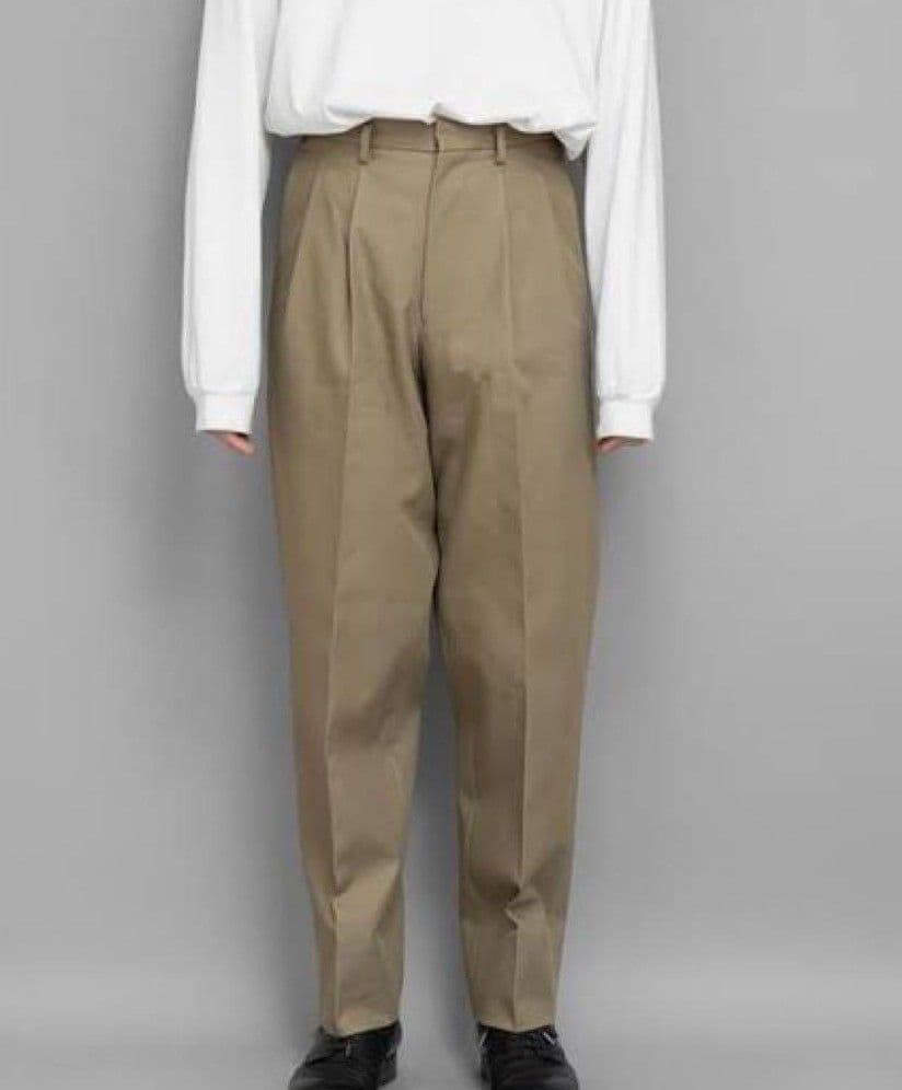 さ*る様 Hugen　ユーゲン e　ベージュ　未使用　サイズ2