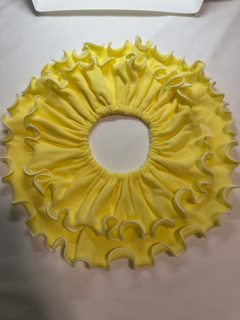 ふゆ　フリルスタイ8枚 よだれ掛け　ハンドメイド