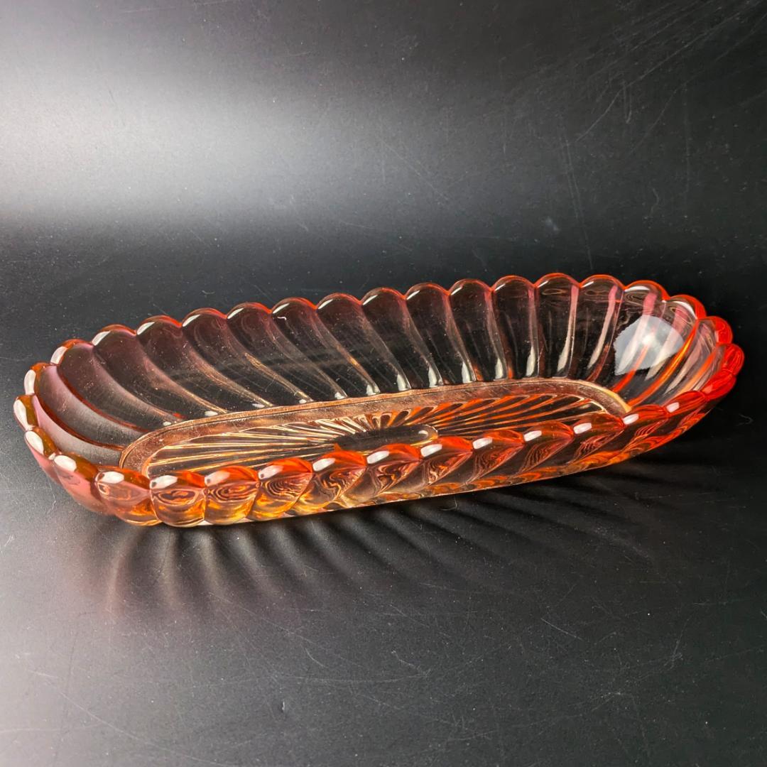 月末限定値下げ！レトロ感が可愛い★オールド バカラ バンブー トレイディッシュ皿