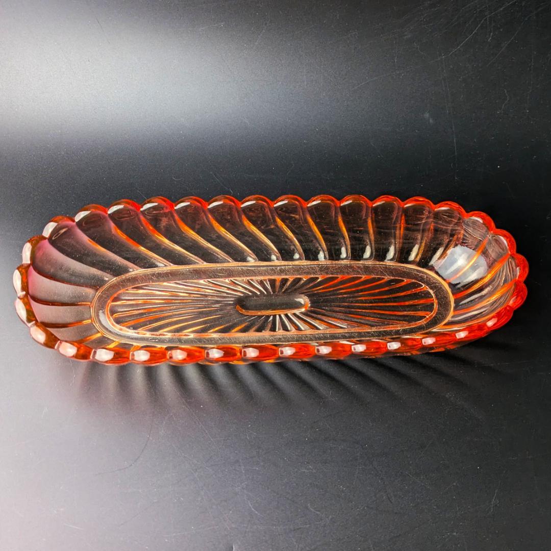 月末限定値下げ！レトロ感が可愛い★オールド バカラ バンブー トレイディッシュ皿