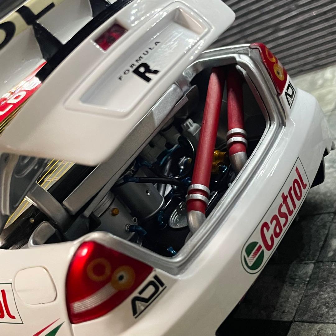 国内未入荷 1500台限定 1/18 CC ホールデン VY コモドア V8