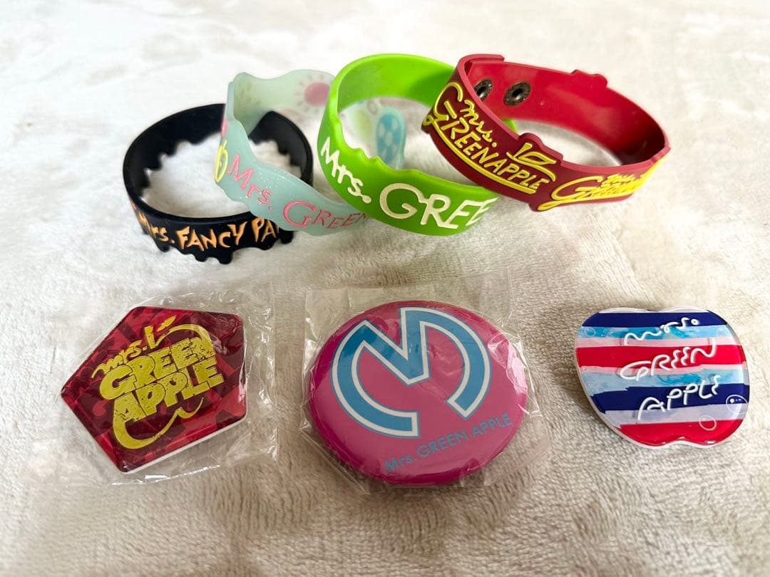 <レア> Mrs. GREEN APPLE ラバーバンド　ピンバッジ　7点セット