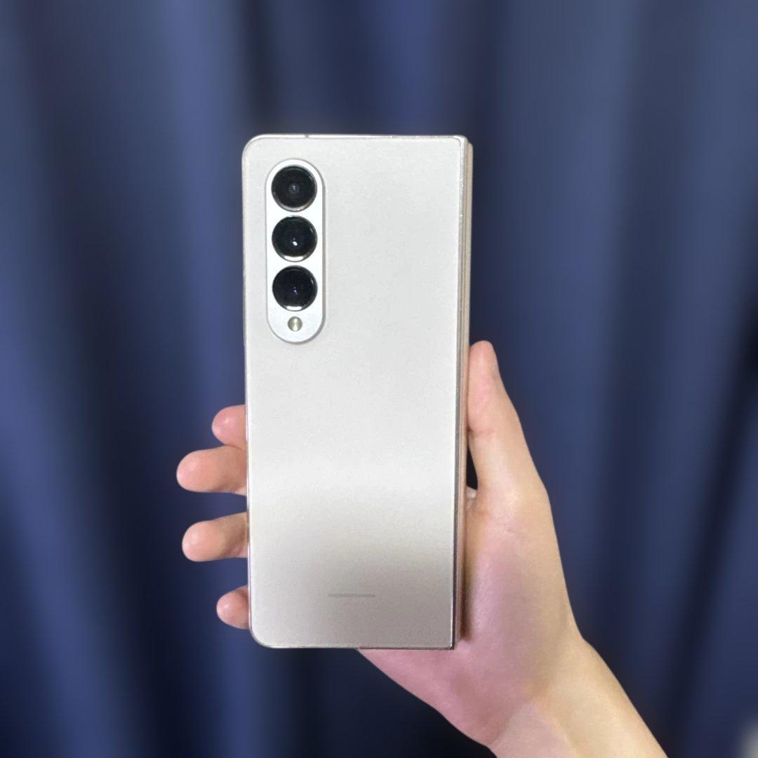 携帯電話本体 Samsung Galaxy Z fold4