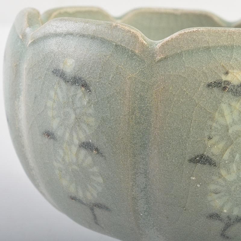 朝鮮美術　韓国　高麗青磁　象嵌花文　輪花碗　V　R7162