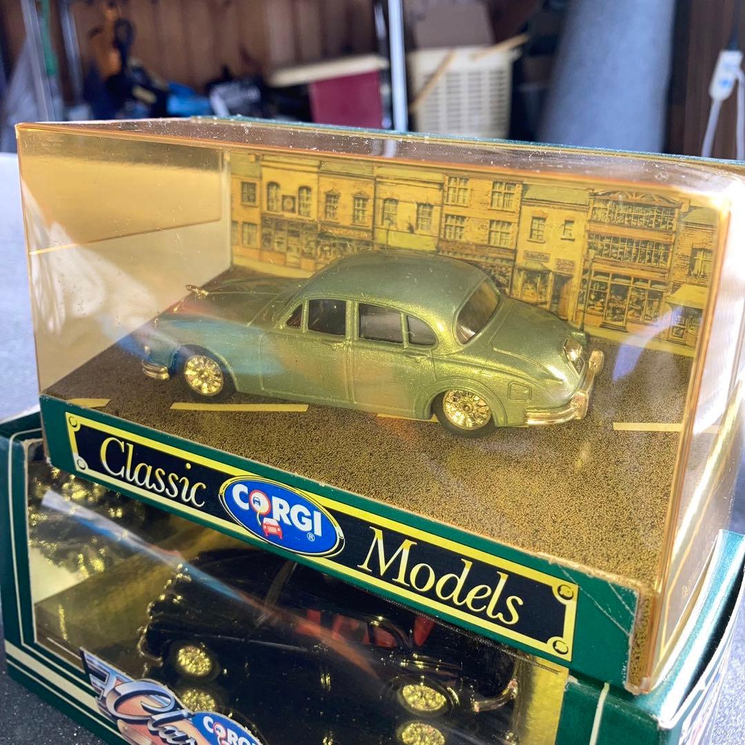 コーギー　クラッシックカーズ　1959年ジャガーサルーン&3.4 ポリス仕様