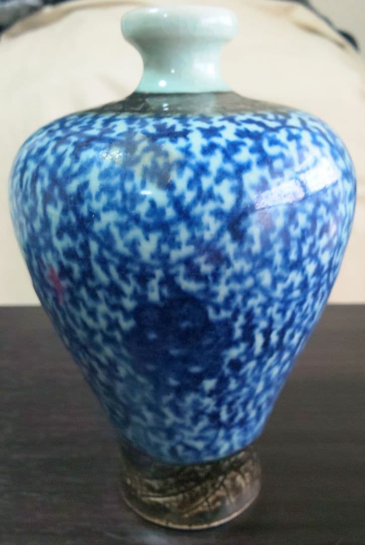 古伊万里 白磁 唐草模陶器壺 つぼ鶴型花瓶