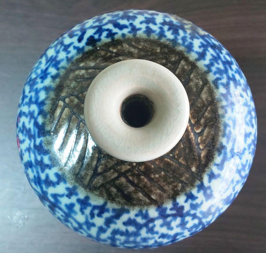 古伊万里 白磁 唐草模陶器壺 つぼ鶴型花瓶