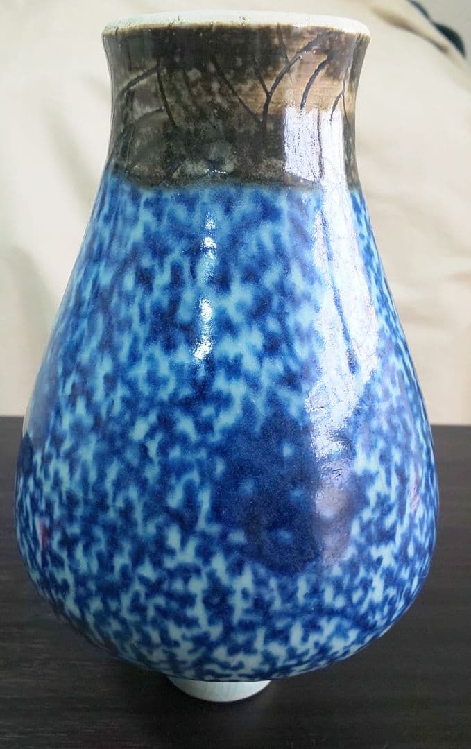 古伊万里 白磁 唐草模陶器壺 つぼ鶴型花瓶