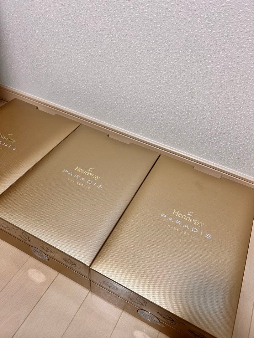 美品 Hennessy Paradis 空瓶3本セット 箱付き