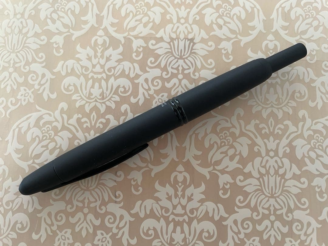 パイロット　万年筆　キャップレス　マットブラック　細字　FC-18SR-BM-F