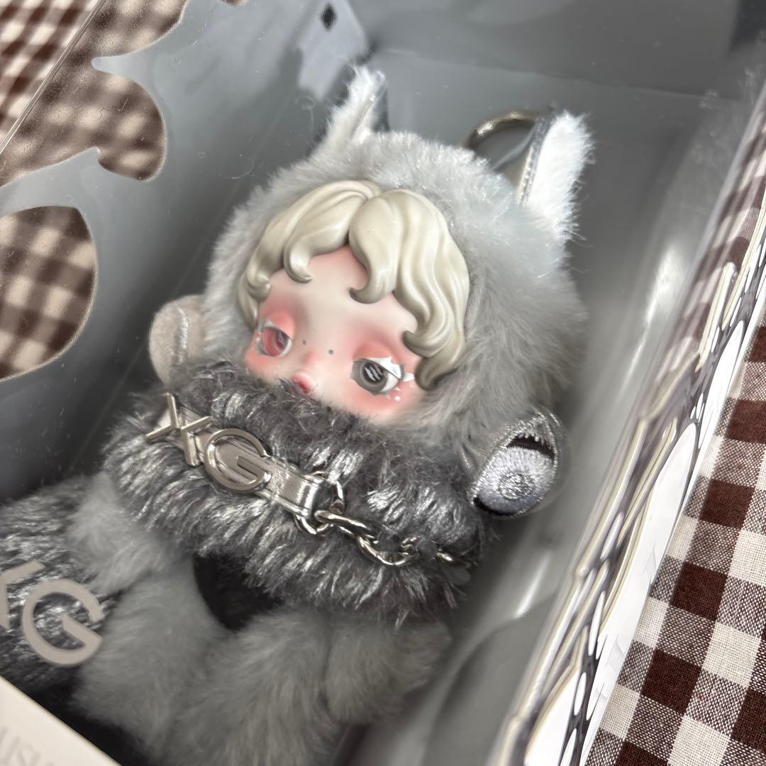 SKULLPANDA × XG ぬいぐるみペンダント（日本限定）