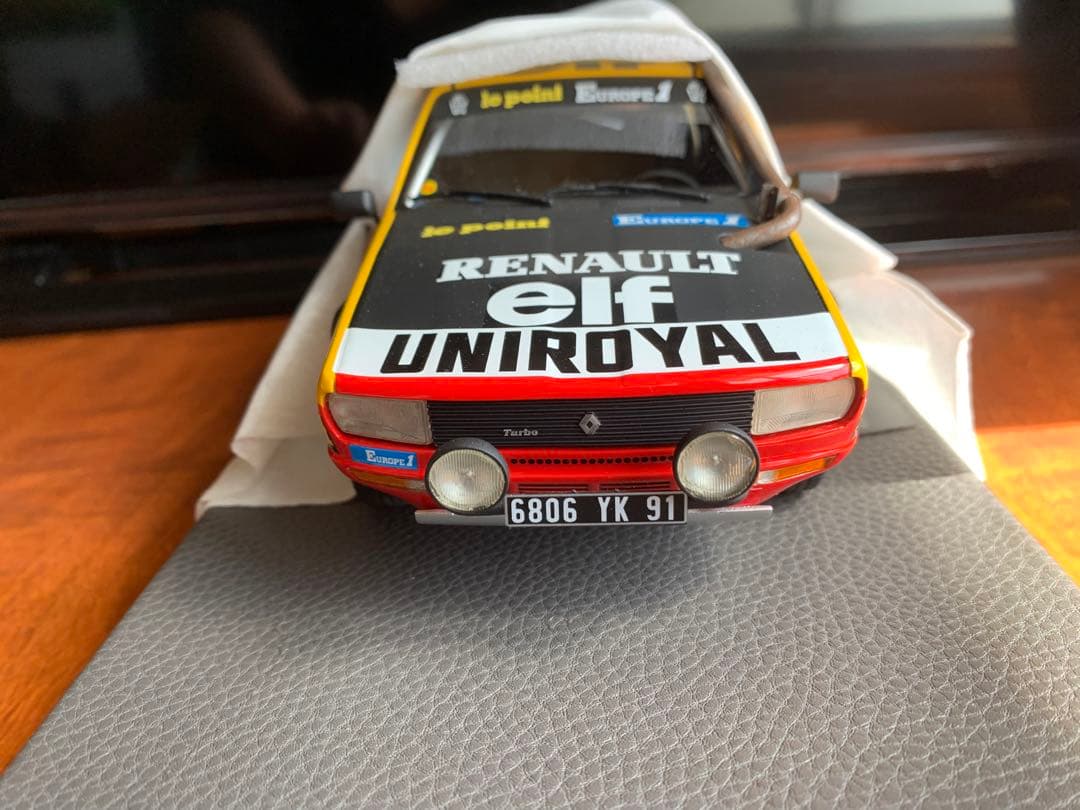 トップマルケス　1/18 ルノー20ターボ　NO.150 1982 パリダカ