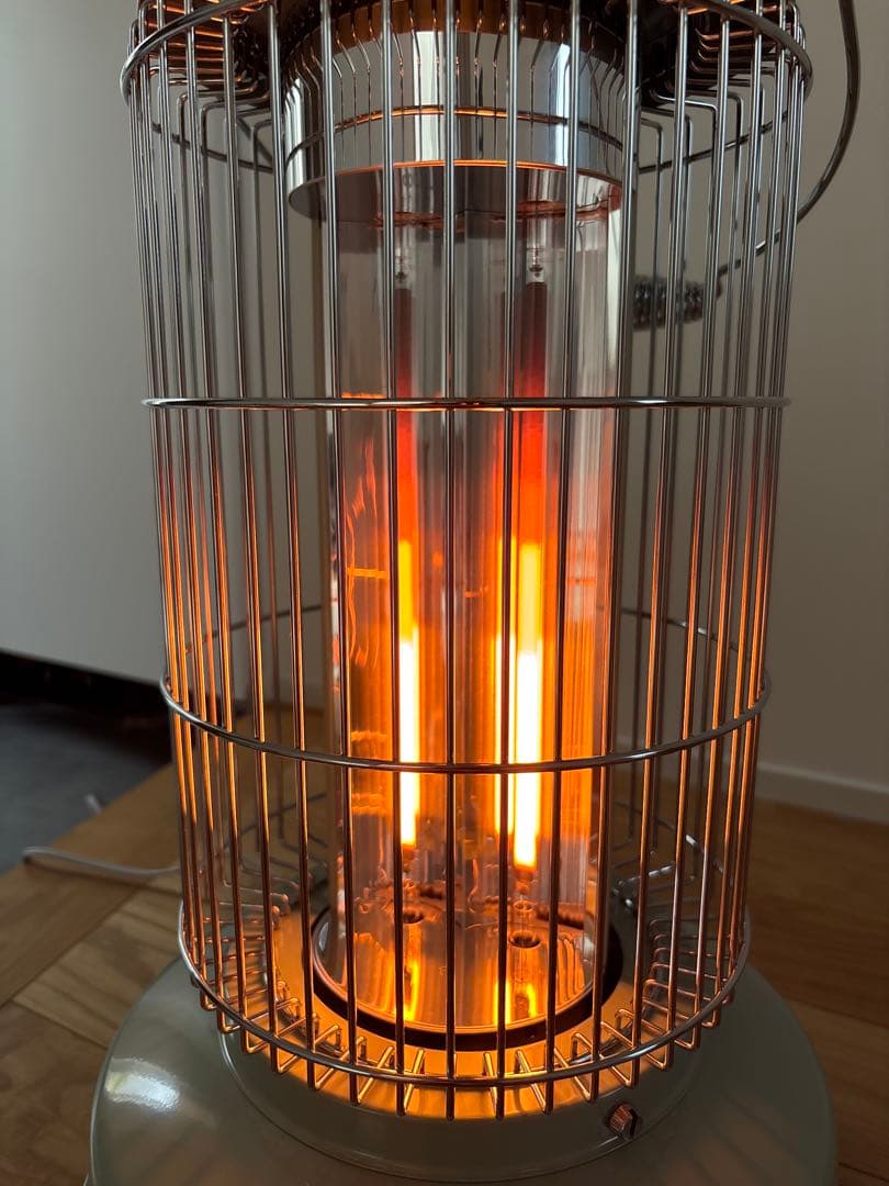 アラジン グラファイトフレームヒーター　AEH-GF80 グリーン