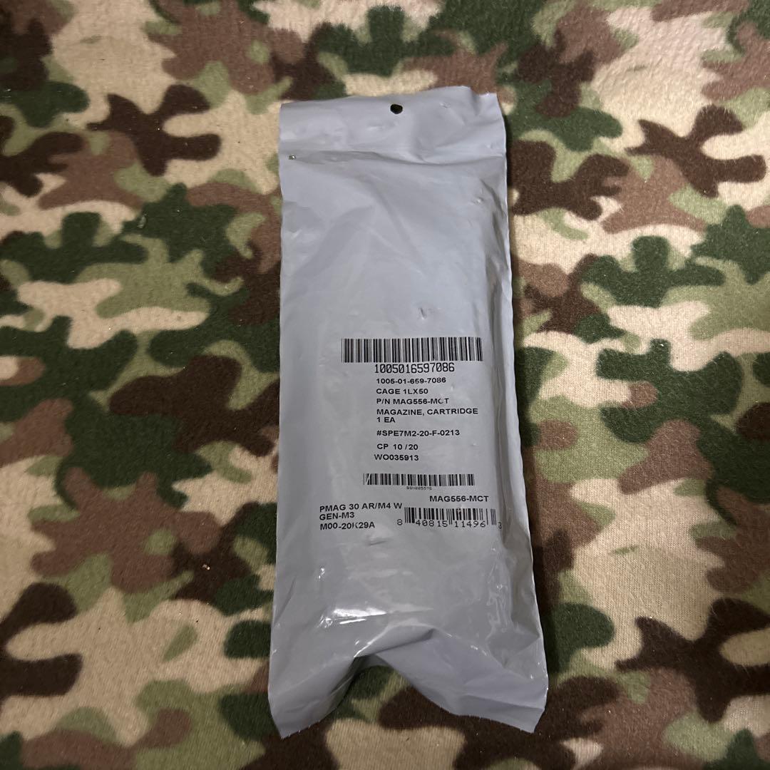 新品　未使用　米軍実物　MAGPUL PMAG 30 窓付き　マグプル　Pマグ