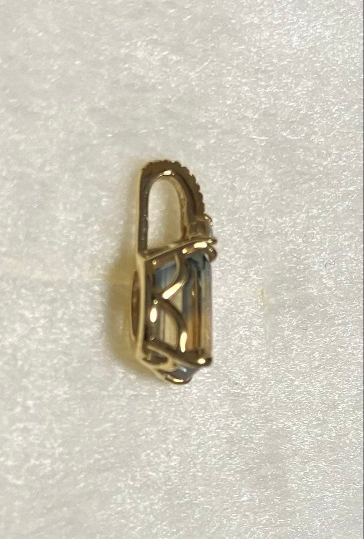 バイカラーサファイア　ペンダントトップ　オーダーハンドメイド