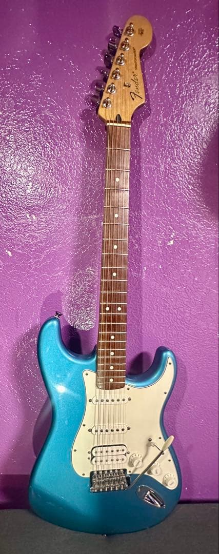 Fender Stratocaster メタリックブルー
