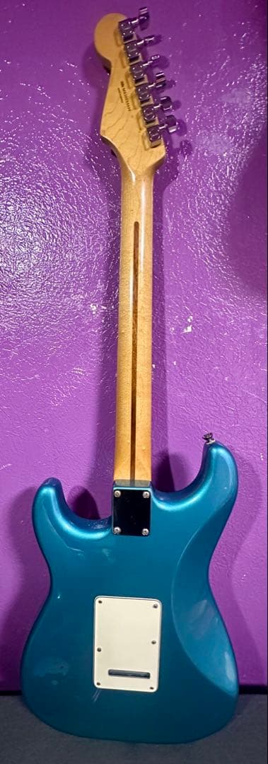 Fender Stratocaster メタリックブルー