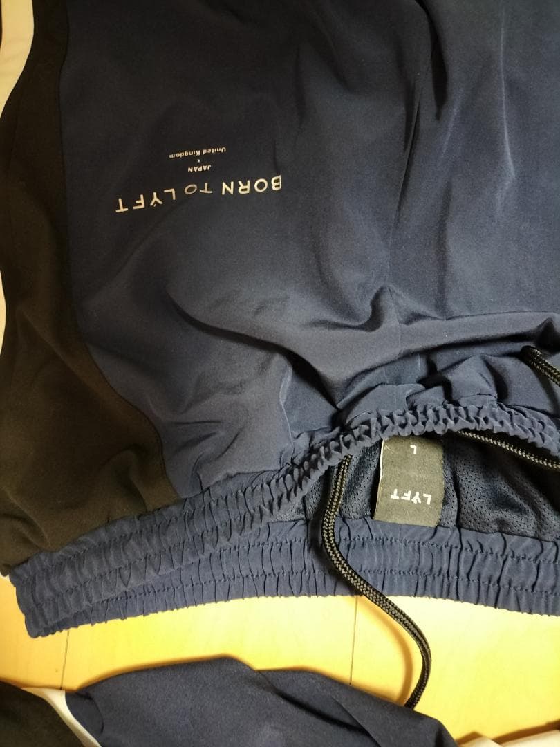 LYFT トラックスーツ Lサイズ ネイビー