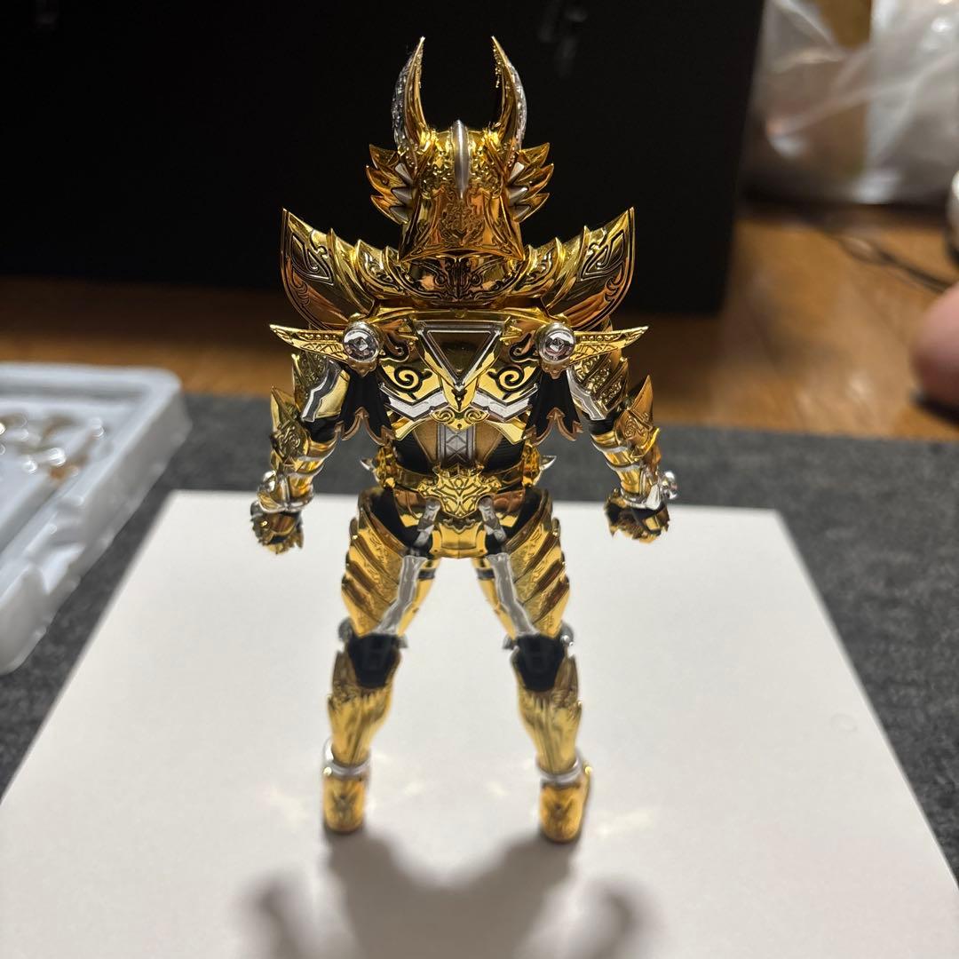 T*N様 黄金騎士牙狼　真骨彫　雷牙