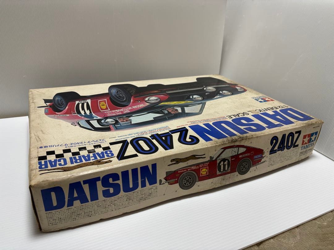 ラ*ル様 タミヤ 1/12スケール DATSUN 240Z サファリカー(小鹿)