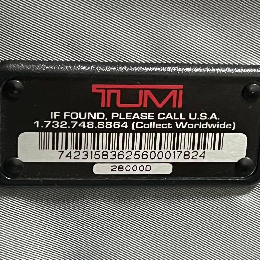 TUMI スーツケース TSAロック　機内持ち込み ブラック　28000D