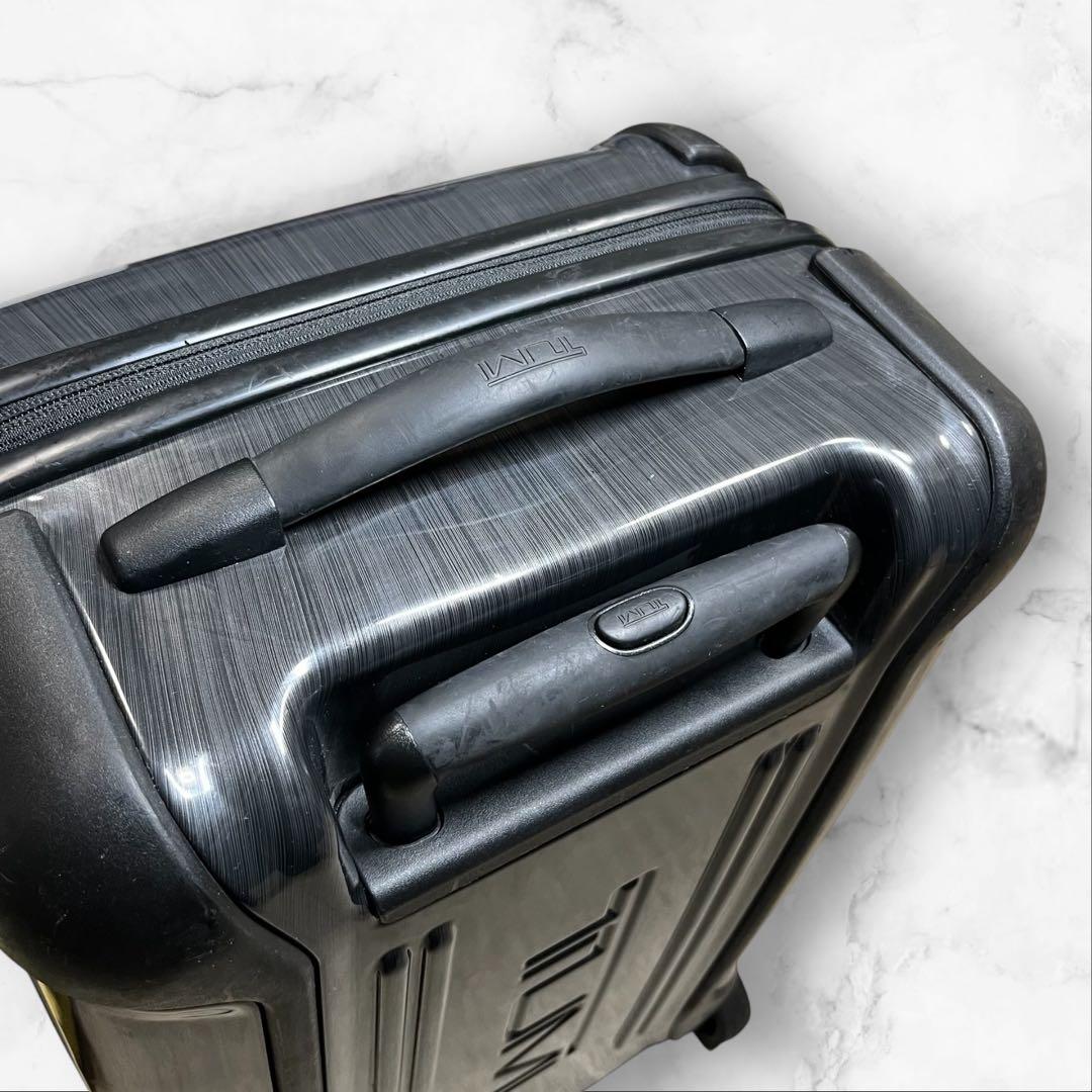 TUMI スーツケース TSAロック　機内持ち込み ブラック　28000D