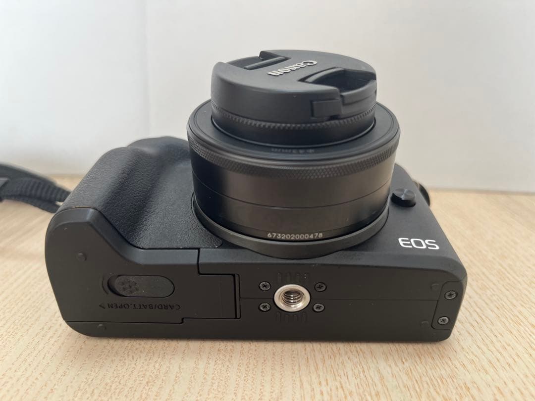 Canon EOSkissM 18-150mm EF-M 22mm レンズ2式付