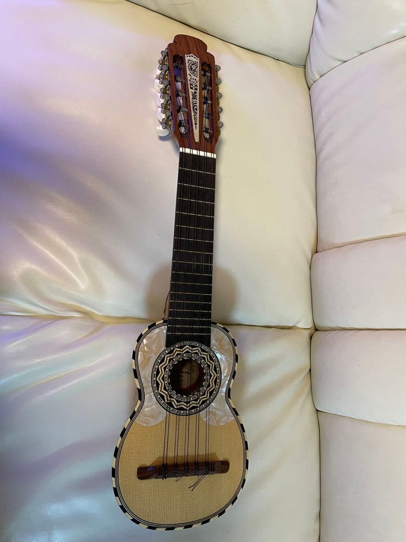 民族楽器 弦楽器 チャランゴ