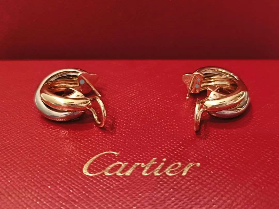【2025年購入】カルティエ トリニティ クラシックピアス 正規品　極美品