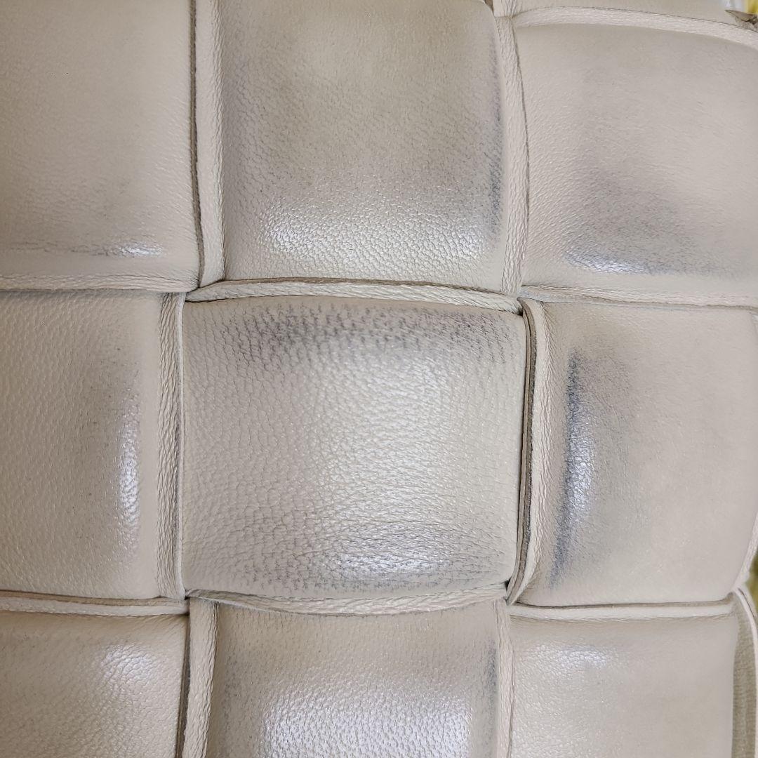 BOTTEGA VENETA パデットカセット　正規品※汚れ使用感あり