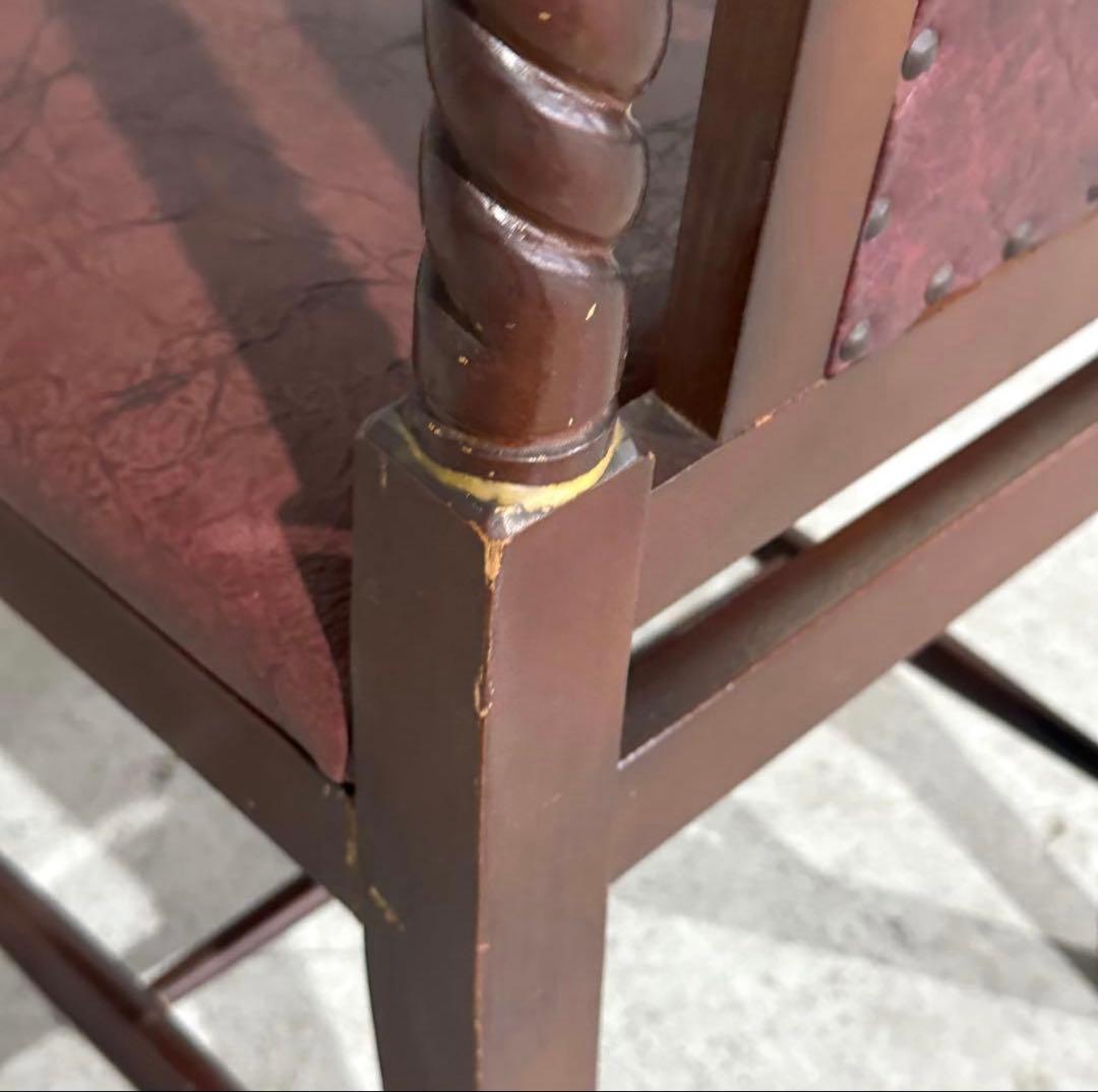 ✦バロック調✦アンティークチェア 木製 ツイスト脚 ワインレッド 鉄鋲 合皮張り