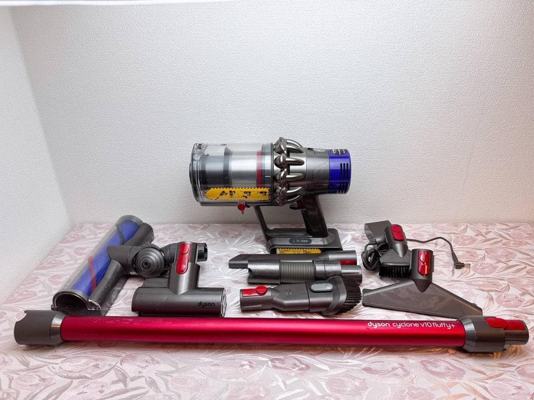 【分解洗浄済】297-ダイソン dyson v10 sv12 掃除機 作動品
