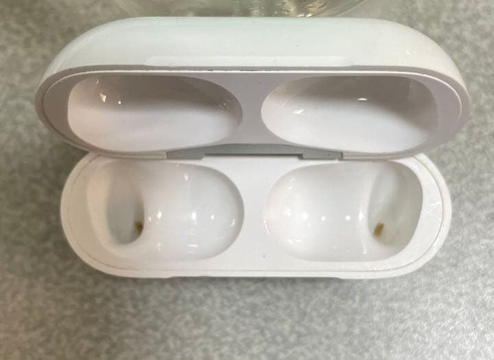 AirPods Pro 充電ケースのみ【純正】