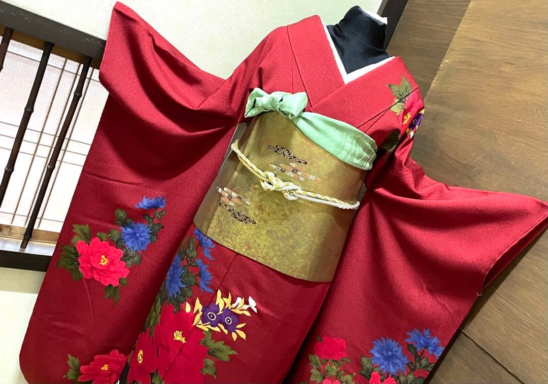 振袖フルセット6点サイズS〜M草花文　暈し染め　金彩　正絹