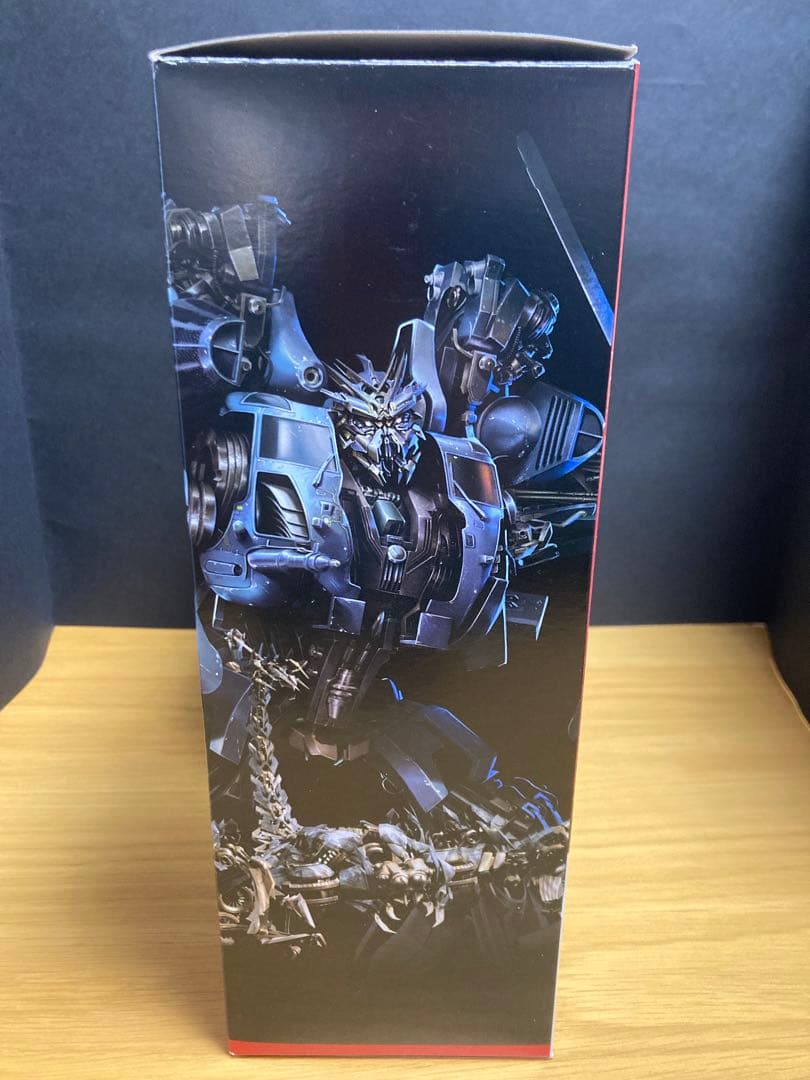 トランスフォーマー　スタジオシリーズ　ブラックアウト SS-08