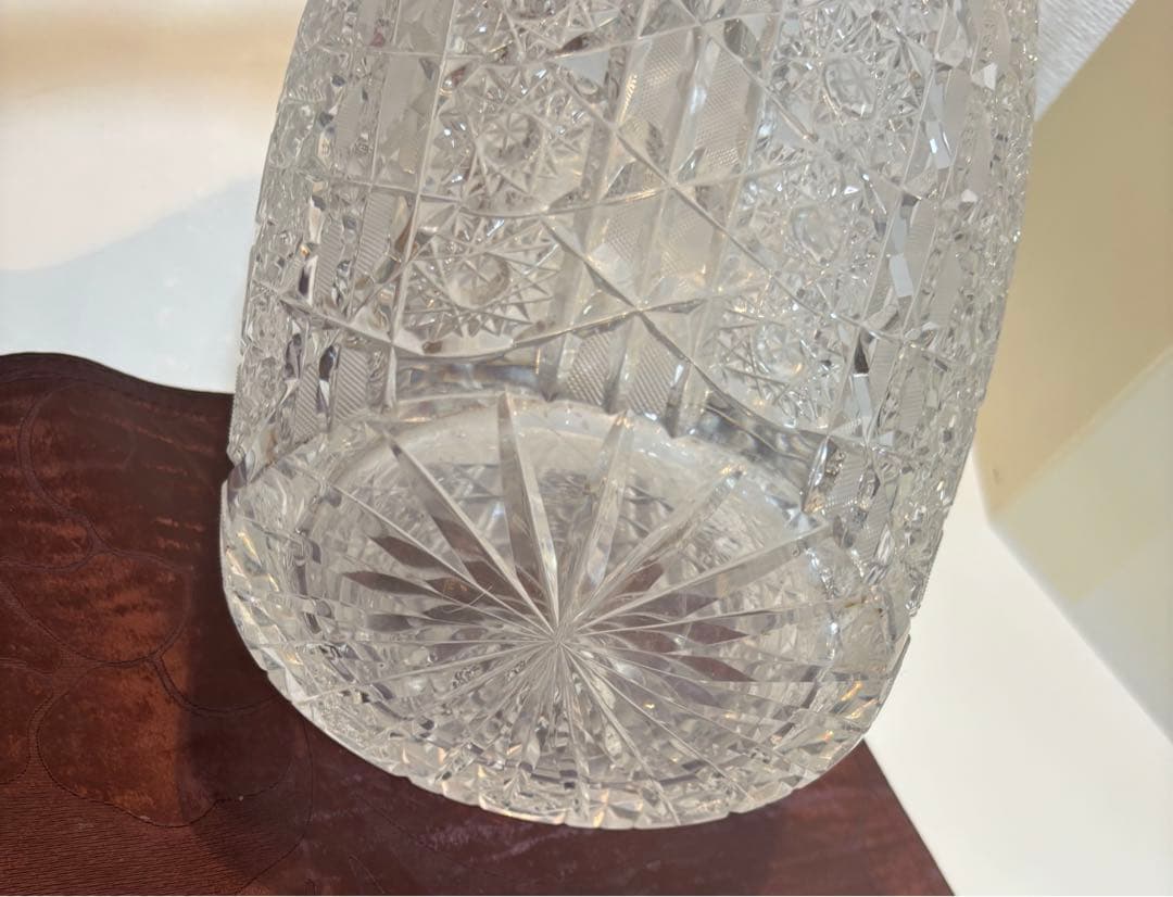 高さ35センチ　特大のクリスタル花瓶　美しいカット