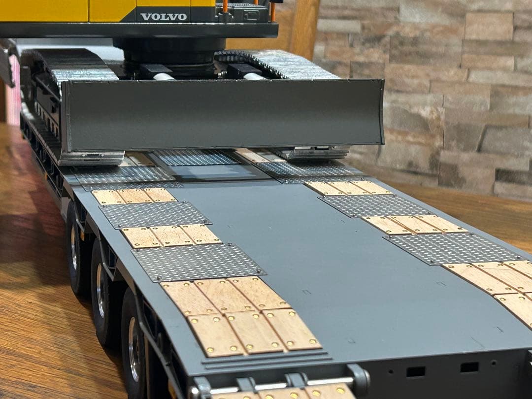 タミヤ1/14 低床重トレーラー フルメタル 油圧