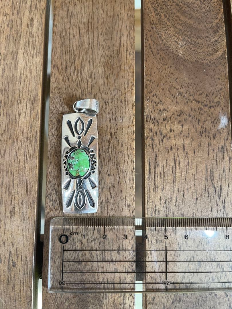 ナバホ族 ターコイズ ジェニファーカーティス ネックレストップ