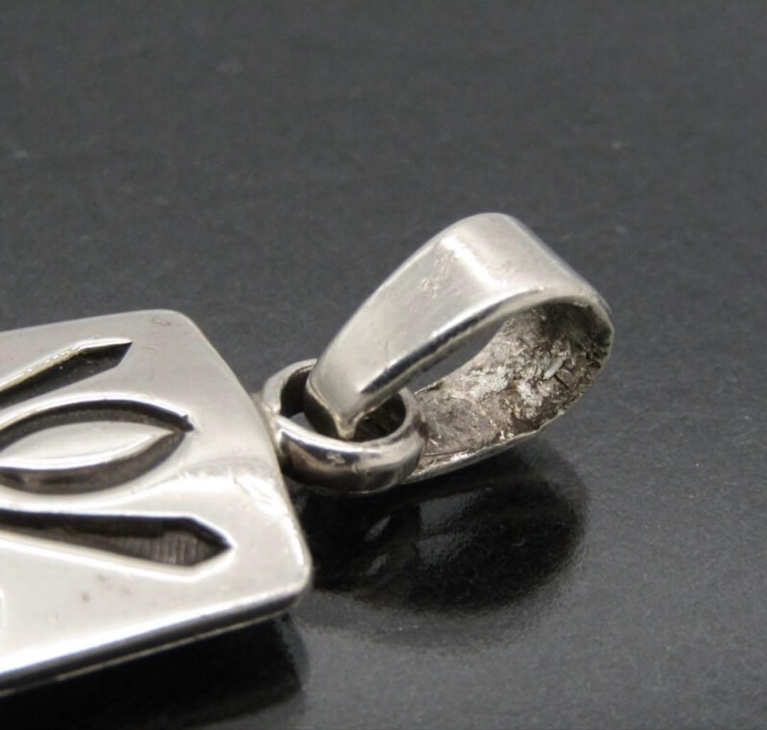 ナバホ族 ターコイズ ジェニファーカーティス ネックレストップ