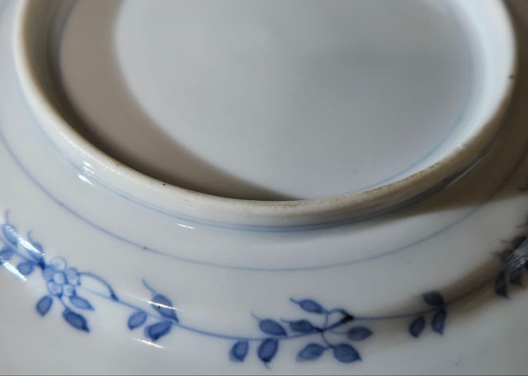 【名品❗】江戸時代後期　柿右衛門様式　染錦　双鳥に　梅花　紅葉　赤花の図　輪花皿