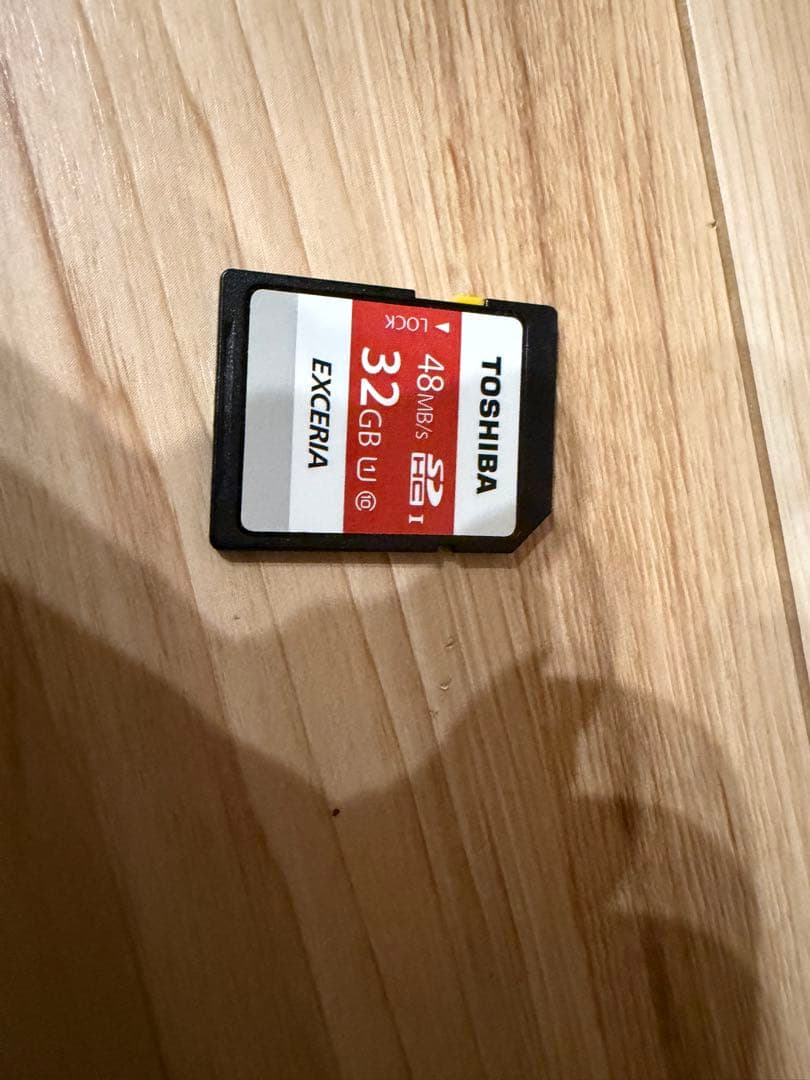 Canon EOS 8000D デジタル一眼レフカメラ＋レンズ２本セット＋メモリ