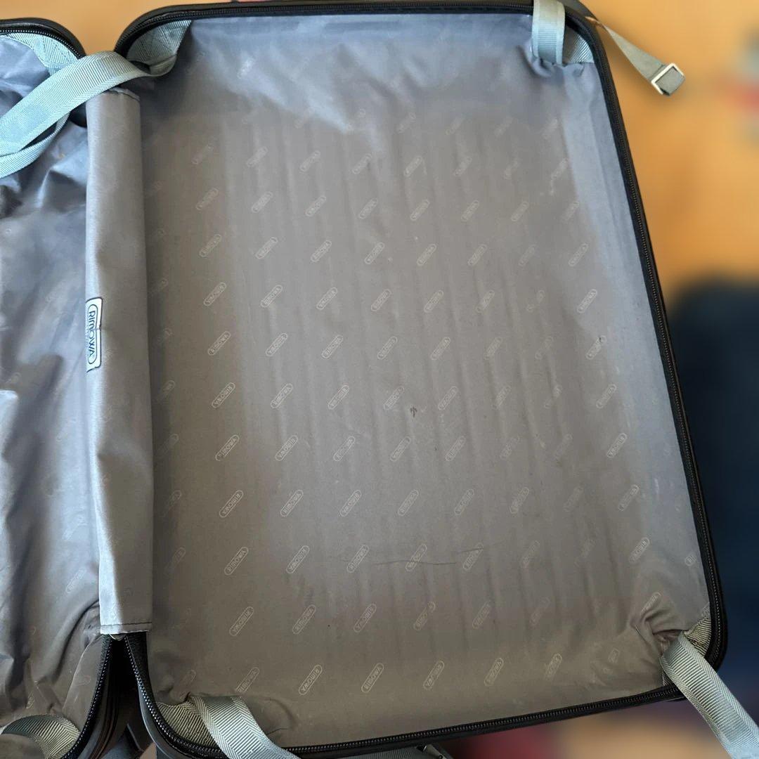 リモワ サルサ スーツケース 2輪 黒 851.52 TSAロック