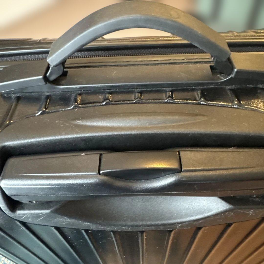 リモワ サルサ スーツケース 2輪 黒 851.52 TSAロック