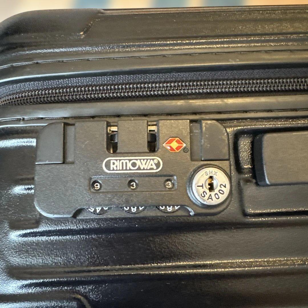 リモワ サルサ スーツケース 2輪 黒 851.52 TSAロック