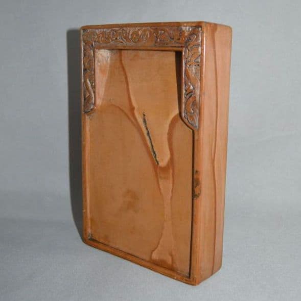 『紅絲石龍紋門字硯』 紅絲硯　双龍紋　高士図　賢人図　黒山石　箱無し