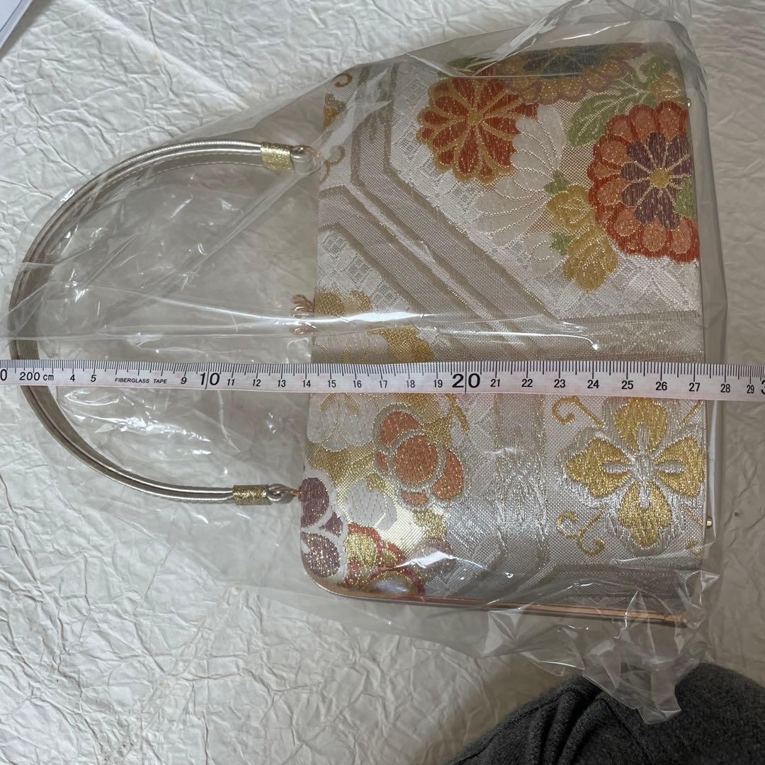 ぴよこ豆です。 バックと草履のセット　未使用品です。