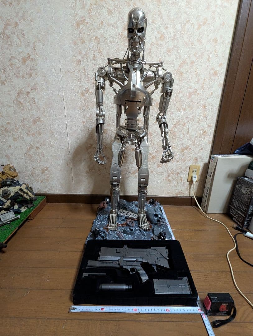 ターミネータ　T800(定期購入特典ライフルガン付き)