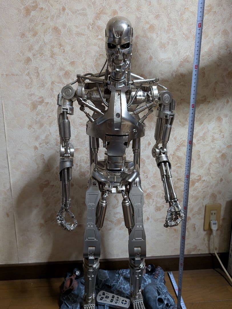 ターミネータ　T800(定期購入特典ライフルガン付き)